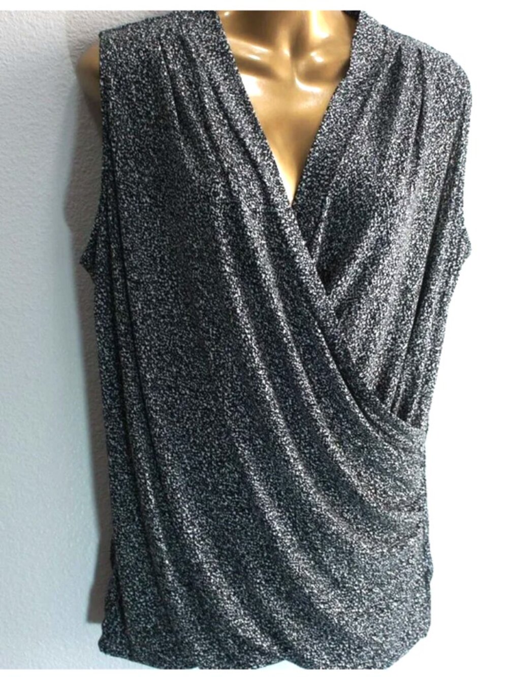 White House Black Market Cross Over Top size L